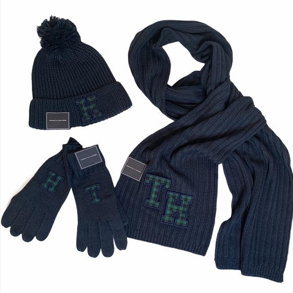 tommy hilfiger scarf and gloves